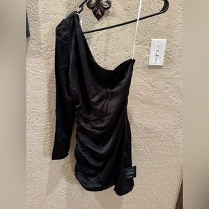 Lulus one shoulder long sleeve dress